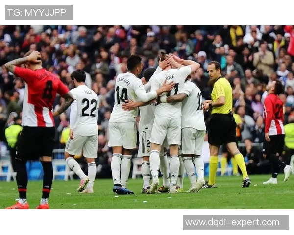 友谊赛巴黎圣日耳曼与马竞激战成平局精彩瞬间引发全场热议