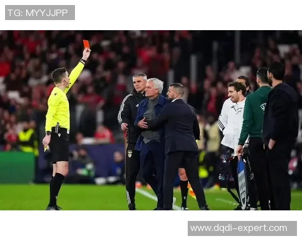 本菲卡大胜热刺4-0红牌争议引发全场热议成历史冷门