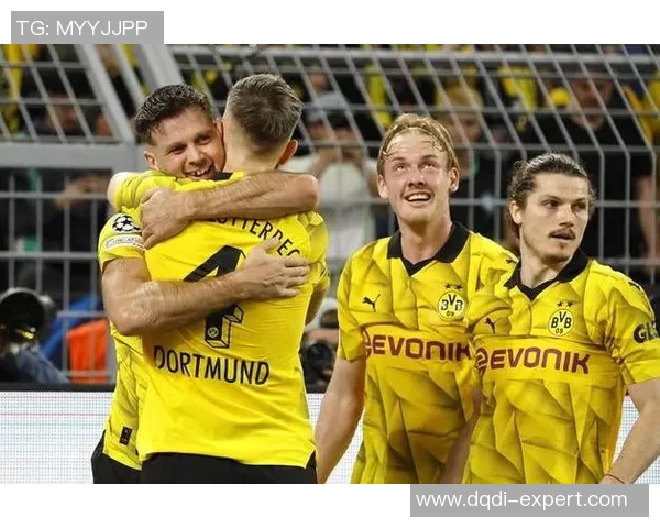 友谊赛精彩回顾多特蒙德小胜曼联神扑瞬间引发全场热烈反响