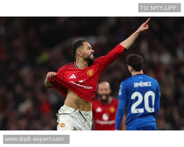 德甲激战曼联小胜本菲卡神奇扑救引发全场热议与争议判罚